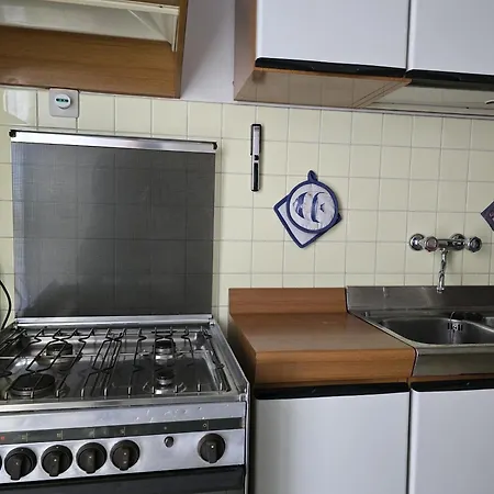 Apartment Vistamare In Liguria Varazze